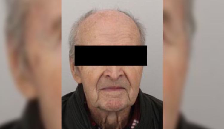 Seniora, po kterém pátrali druhým dnem, našli mrtvého