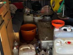 Razie na jihu Moravy. Celníci našli drogy, zakázané střelné pero i kradená elektrokola