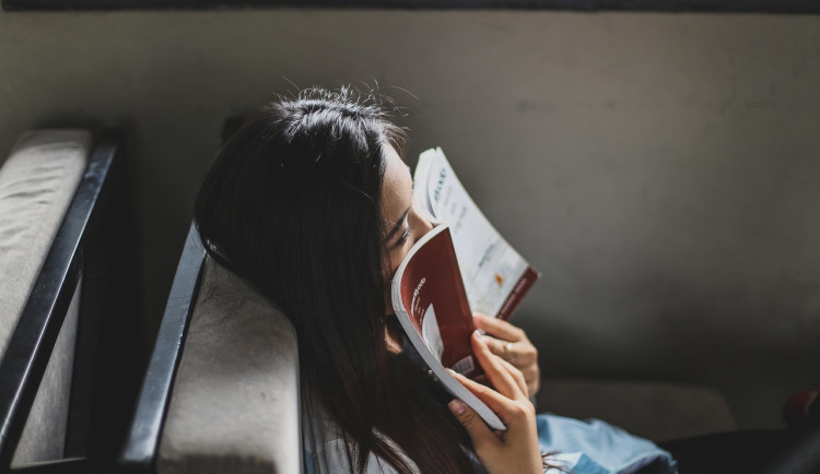 Knihy o anorexii: kdy mohou pomoci a kdy ublížit