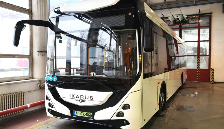 Ikarus elektro 1