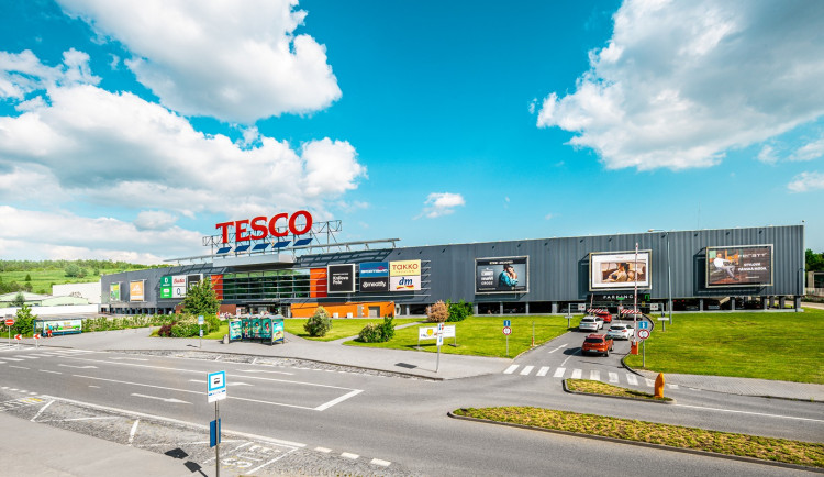 Od ranní kávy po nový kabát. V NC Královo Pole zvládnete víc, než čekáte