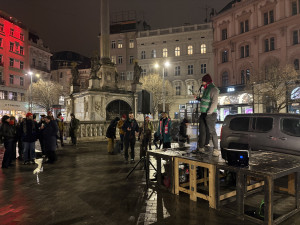 Nechceme mafiány ve vládě, zaznělo v Brně. Demonstrovalo asi sto lidí