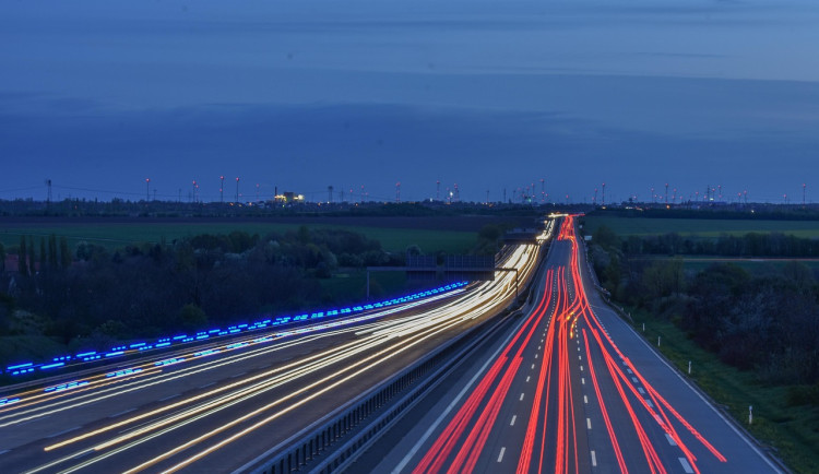 ČOI varuje před neoficiálními prodejci dálničních známek. Některé weby si účtují poplatky navíc.