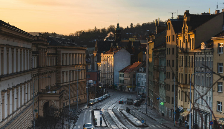 Vchodové protipožární dveře: detail, který může v bytě rozhodnout v krizové situaci