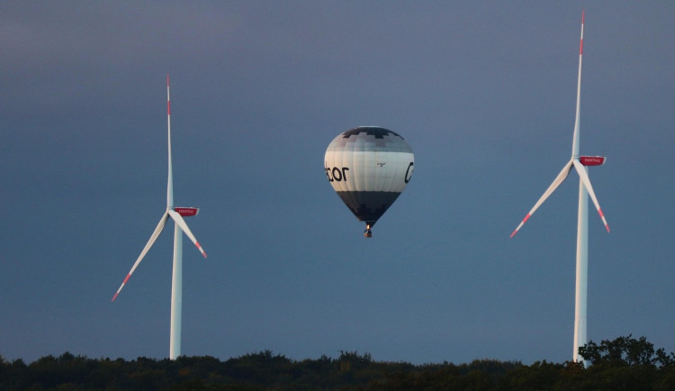 Plán výstavby obřích větrných elektráren na Plzeňsku vyvolává debatu i nesouhlas