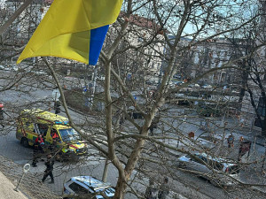 Na univerzitě v centru Brna se sesypal student, chtěl si ublížit. Zasahovala policie