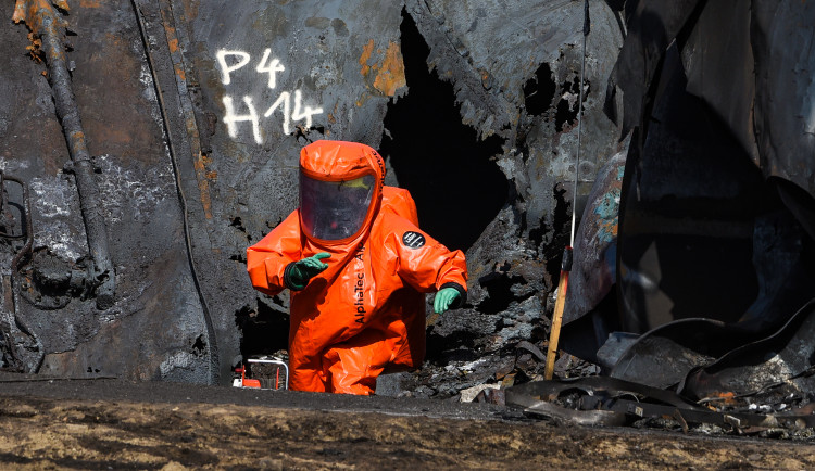 Rok od havárie vlaku s benzenem. Práce na místě pokračují i dnes