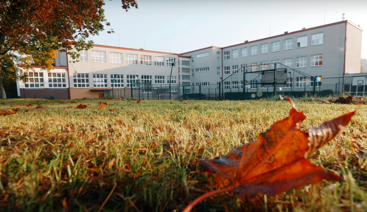 Ředitelka humpolecké školy, kde podalo 19 učitelů výpověď, rezignovala