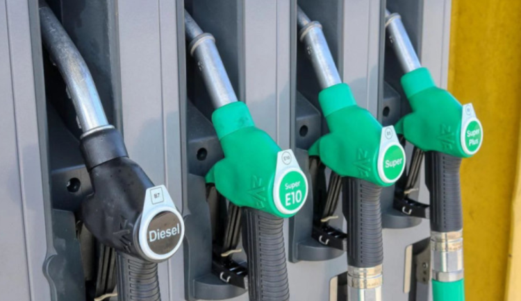 Paliva na jihu Čech oproti minulému týdnu výrazně zdražila, nafta o 2,14 koruny