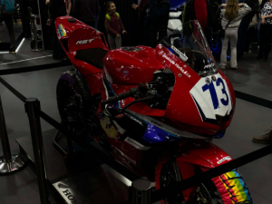 Do Brna se vrátil Motosalon. Zaměřil se letos také na motorkářky