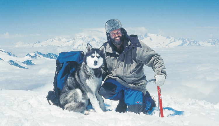 Dobrodruh z Chocně se už z další výpravy nevrátí. Zemřel cestovatel Leoš Šimánek