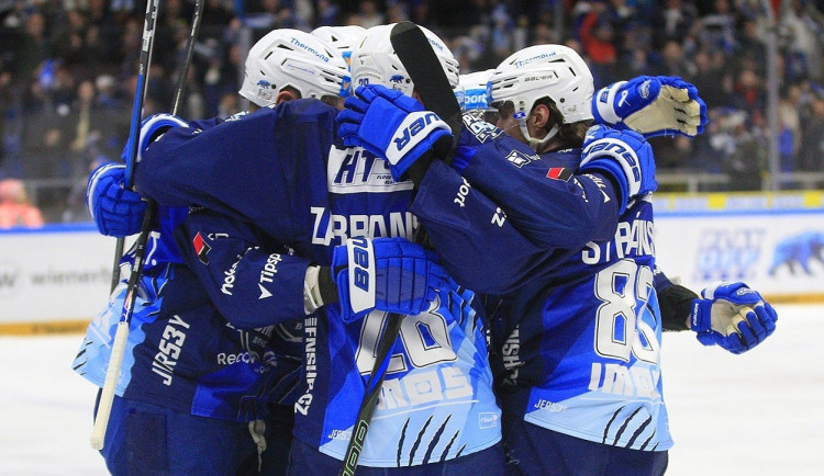 Hokejisté mistrovského Brna vstoupili do předkola výhrou nad Motorem 2:1