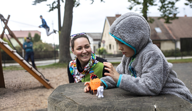 Rodiny s dětmi s handicapem hledají dobrovolníky. I pár hodin jim přinese úlevu