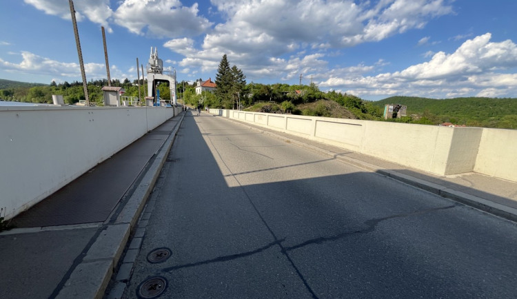 Snímek z hráze přehrady