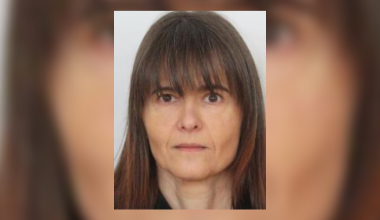 Policisté už den bezúspěšně pátrají po ženě ze Strakonicka, nasadili i vrtulník