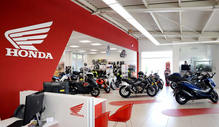 Jak vybrat motorku? Autoelegance Brno poradí s výbavou i financováním