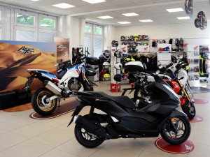 Jak vybrat motorku? Autoelegance Brno poradí s výbavou i financováním