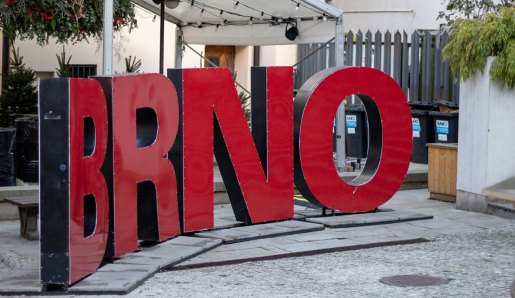 KVÍZ: Pražané si rádi rýpnou do Brna. Jak dobře znáte vtipy o moravské metropoli?