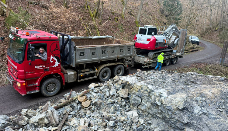 Cesta mezi Macochou a Punkevními 