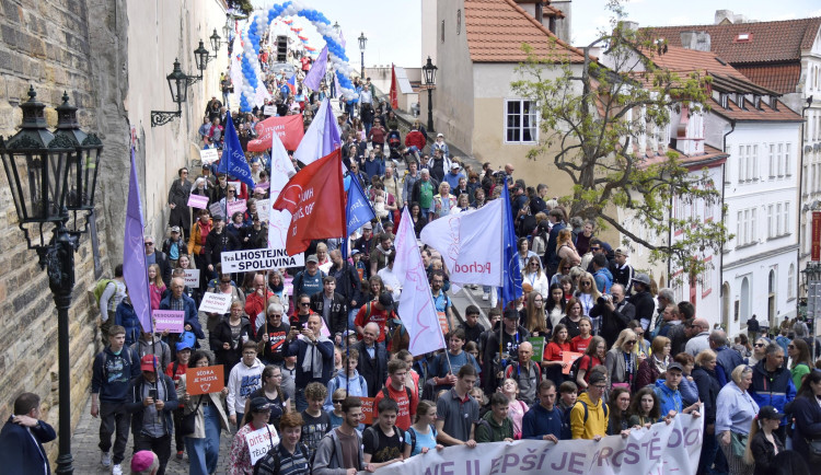Odpůrci potratů půjdou Prahou, mají 20 tras. S tím jsme se nesetkali, říkají policisté