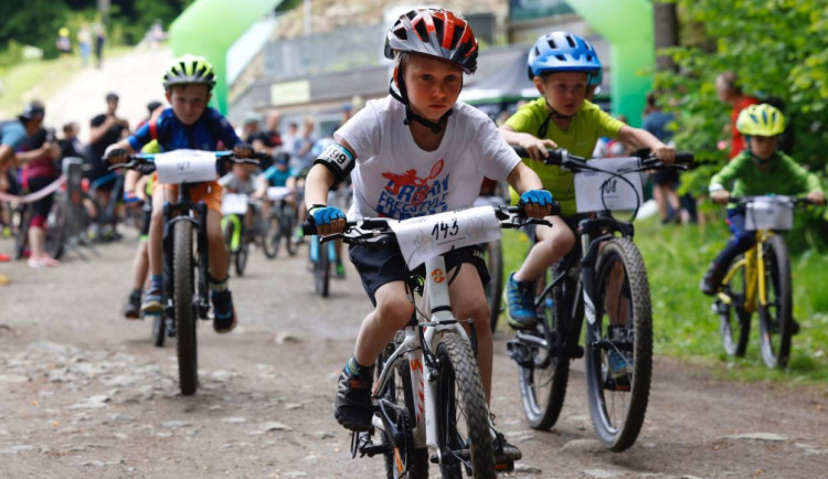 Tři čtvrtě českých dětí nesportuje tak často, jak by mělo, vyplývá z průzkumu