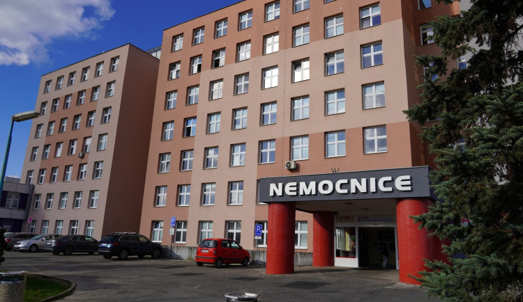 Zastávky u prostějovské nemocnice projdou opravou. Práce potrvají týdny