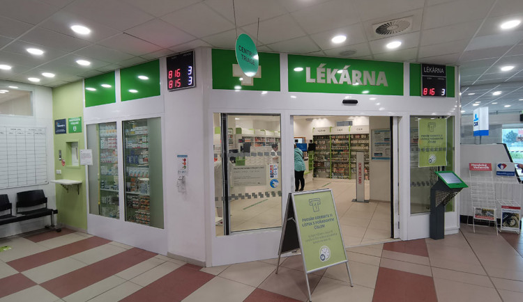 Kam pro léky ve státní svátek? V Olomouckém kraji budou v provozu pohotovostní lékárny