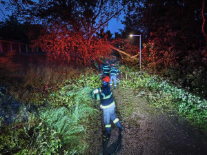 Bouřky na jihu Moravy zatopily sklepy, do vlaku v Brně dokonce udeřil blesk