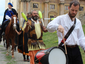 Zámek Plumlov zažije dobývání. Program nabídne bitvu, turnaje i sokolnické ukázky