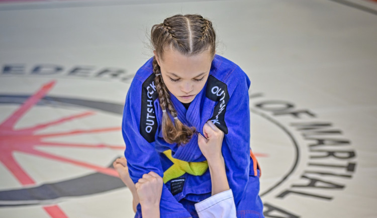 Adéla z Brna sbírá medaile ve velkém. Je sedminásobnou mistryní v jiu-jitsu
