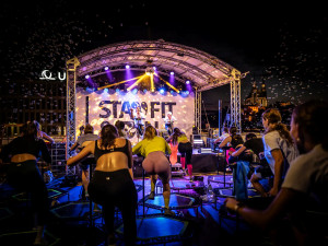 Střecha Vaňkovky v létě ožije. Stay FIT & FUN nabídne tanec i kulturu