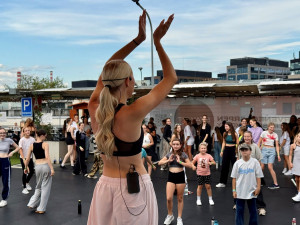 Střecha Vaňkovky v létě ožije. Stay FIT & FUN nabídne tanec i kulturu