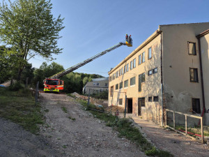 Hořel les, kombajn i pole. Jihomoravští hasiči řešili v pondělí 183 událostí