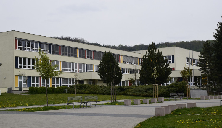 ZŠ a MŠ Pastviny
