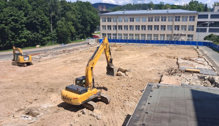 V areálu liberecké univerzity začaly práce na nové budově E2 za půl miliardy korun