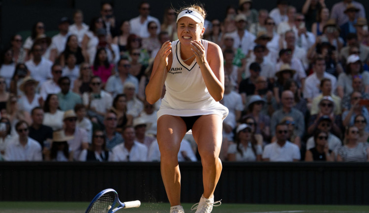 Trofej z Wimbledonu míří do Přerova. Linda Nosková ovládla moravské finále