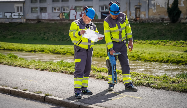 Kopání naslepo vás může přijít draho. Začněte vytyčením plynovodu