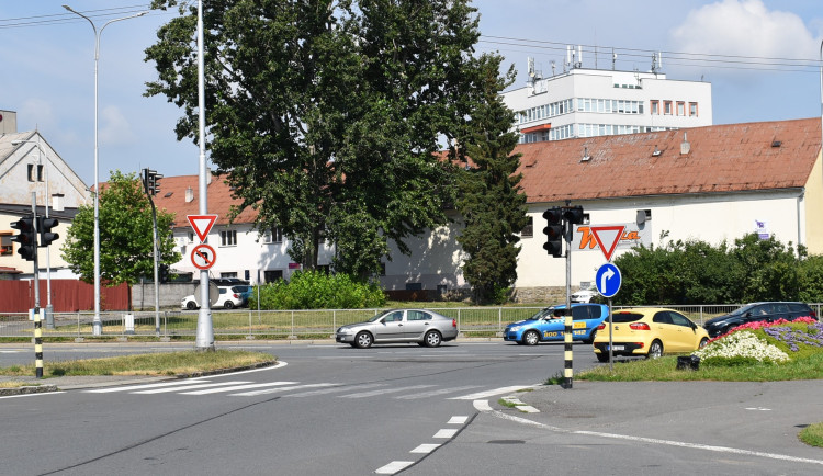 Frýdek-Místek vrací semafory. Na Hlavní třídě začínají další změny
