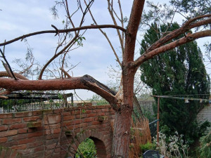 Poničená škola a zatopené domy. Prušánečtí sčítají škody po středeční bouřce