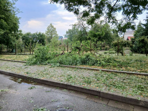 Poničená škola a zatopené domy. Prušánečtí sčítají škody po středeční bouřce