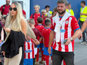 FOTO: Brno, b*zerantů plno. Fanoušci Sparty dorazili na stadion Zbrojovky