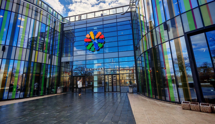 Rekordní rok pro Šantovku. Nákupní centrum v Olomouci loni ztrojnásobilo zisk