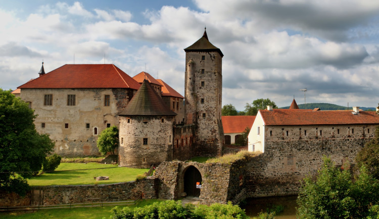 Památky v Plzeňském kraji mají teď o prázdninách vyšší návštěvnost než loni
