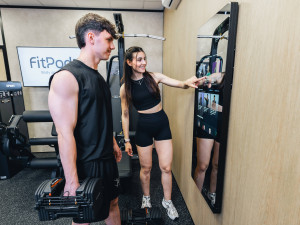 FitPods přináší do Brna nový způsob cvičení – celou posilovnu máte jen pro sebe