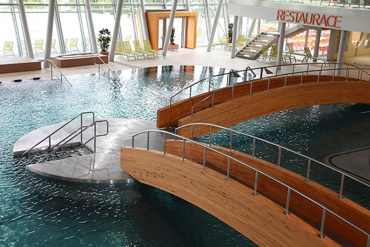 Vnitřní bazény Neptunária