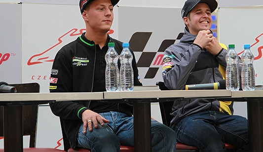 Jezdci MotoGP se zúčastnili autogramiády ve Vaňkovce