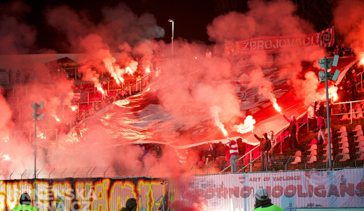 Parádní choreo brněnských fanoušků, foto: Brněnská Drbna