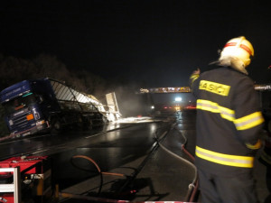 Zásah hasičů na D1, foto: HZS JMK