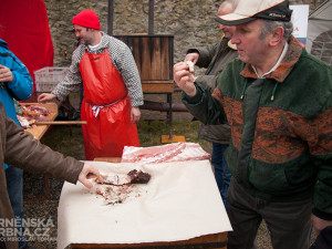 Slavnosti moravského uzeného na hradě Veveří, foto: Brněnská Drbna