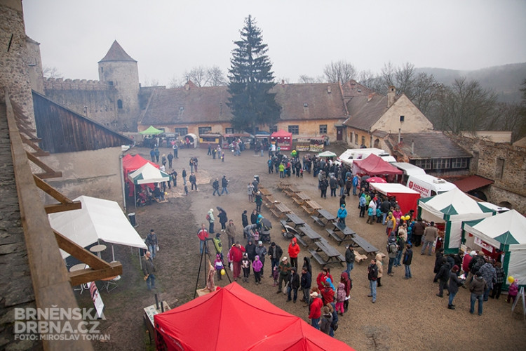 Slavnosti moravského uzeného na hradě Veveří, foto: Brněnská Drbna